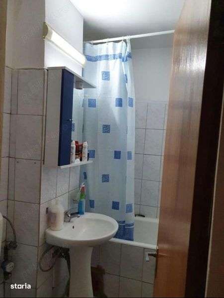 Vand garsoniera Calea Vitan (Auchan) - Imagine principală: 5/5