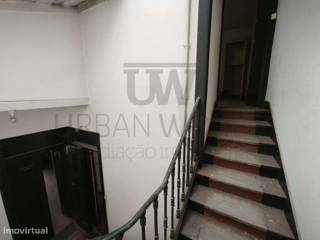 Prédio P/ Recuperar, Estrela - Lisboa, 398m2-57