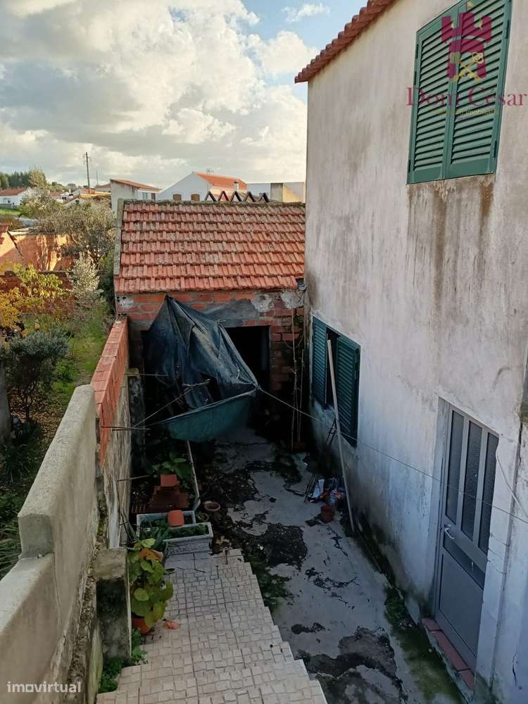 Moradia R/c 1º Andar na Glória do Ribatejo - Salvaterra de Magos-13