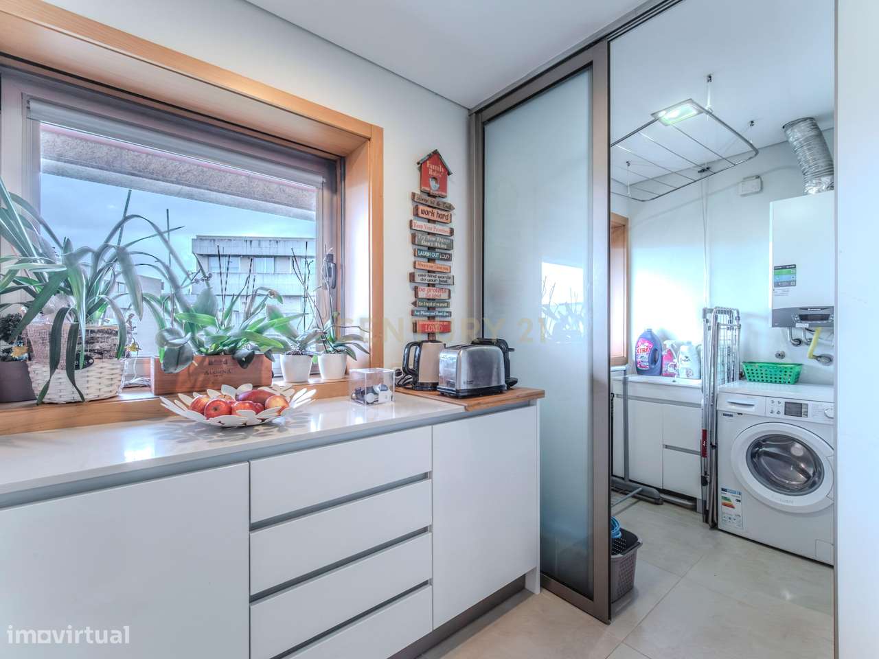 Luminoso T3+1 com Escritório e Varandas – Canidelo, Gaia-28