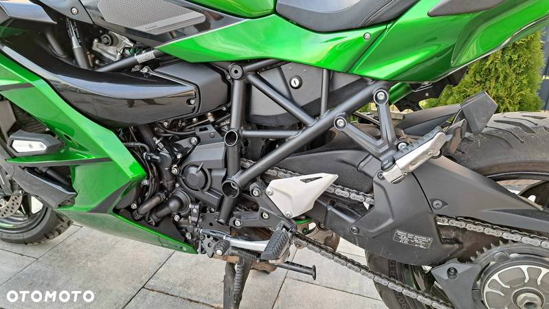 Kawasaki Ninja H2 SX - 19