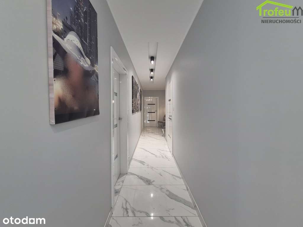 Dom w spokojnej i cichej okolicy-18