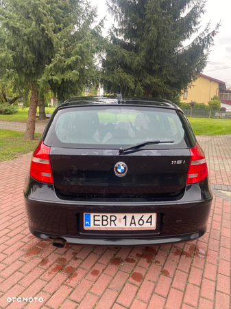 BMW Seria 1 116i - 6