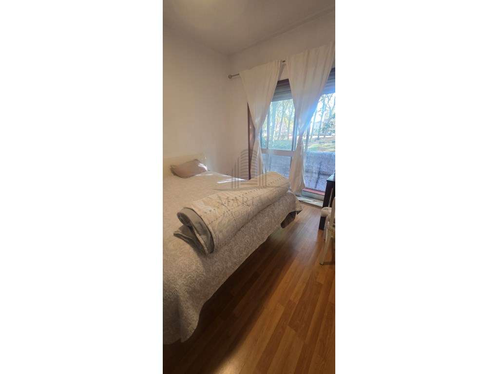 **Apartamento T2 a 500 metros do Metro**-4