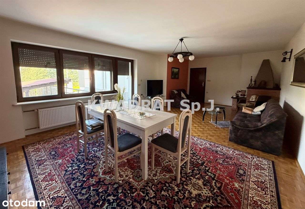 Przestronny dom w spokojnej części Ostrzeszowa-7