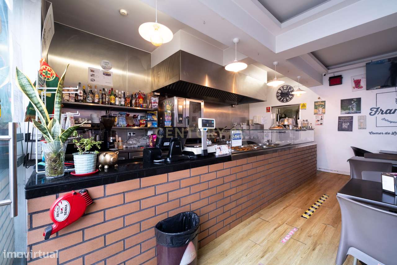 Restaurante Pronto a Funcionar – Trespasse em Santo António, Funchal-9