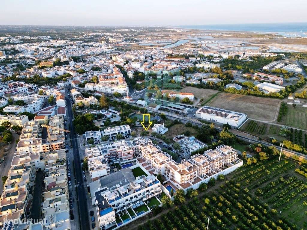 Lote com projeto aprovado, piscina e vistas de mar, centro de Tavir...-8