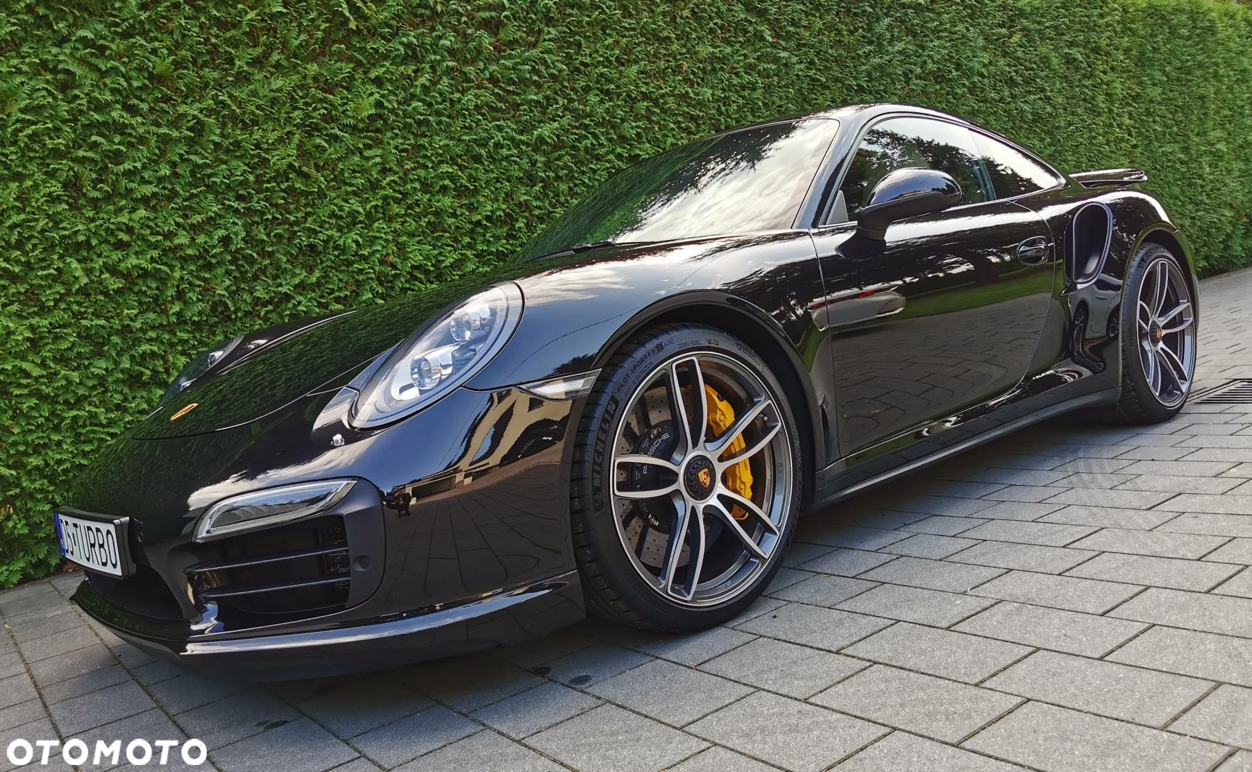 Porsche 911 Turbo S - 28