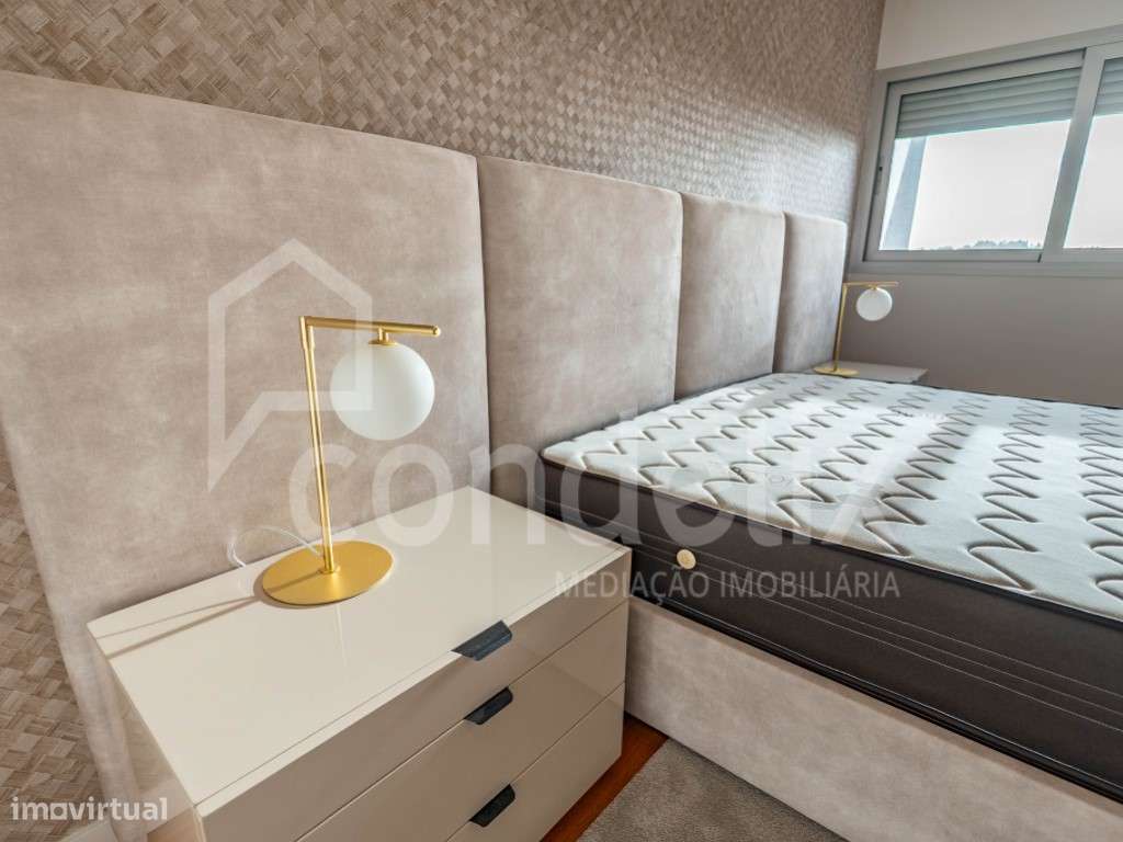 Moradia T3 com terraço, piscina e decoração de autor, Madalena-32