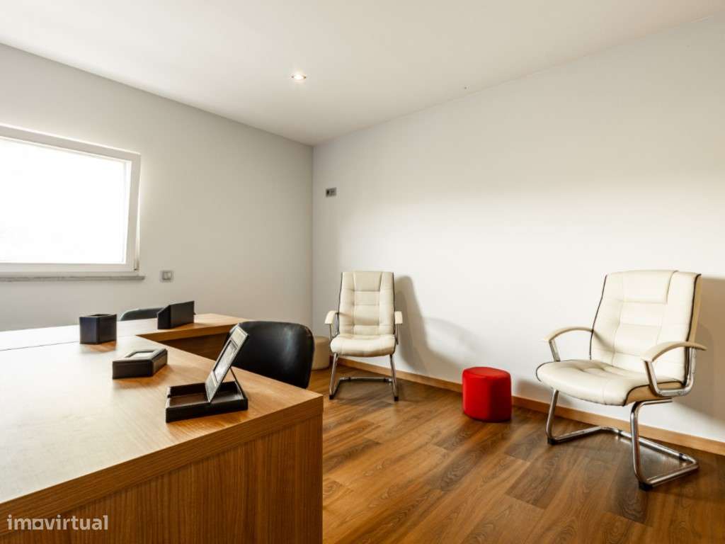 Moradia M6 com Garagem, Buarcos, Figueira da Foz-20