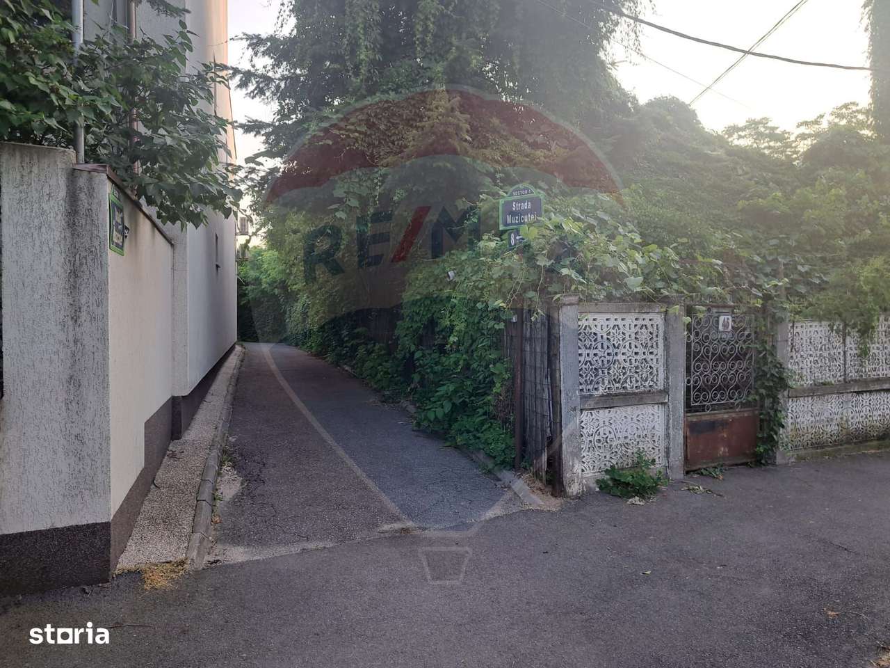 Teren 847 mp Baneasa Dobrogeanu Gherea  deschidere trei laturi - Imagine principală: 5/10