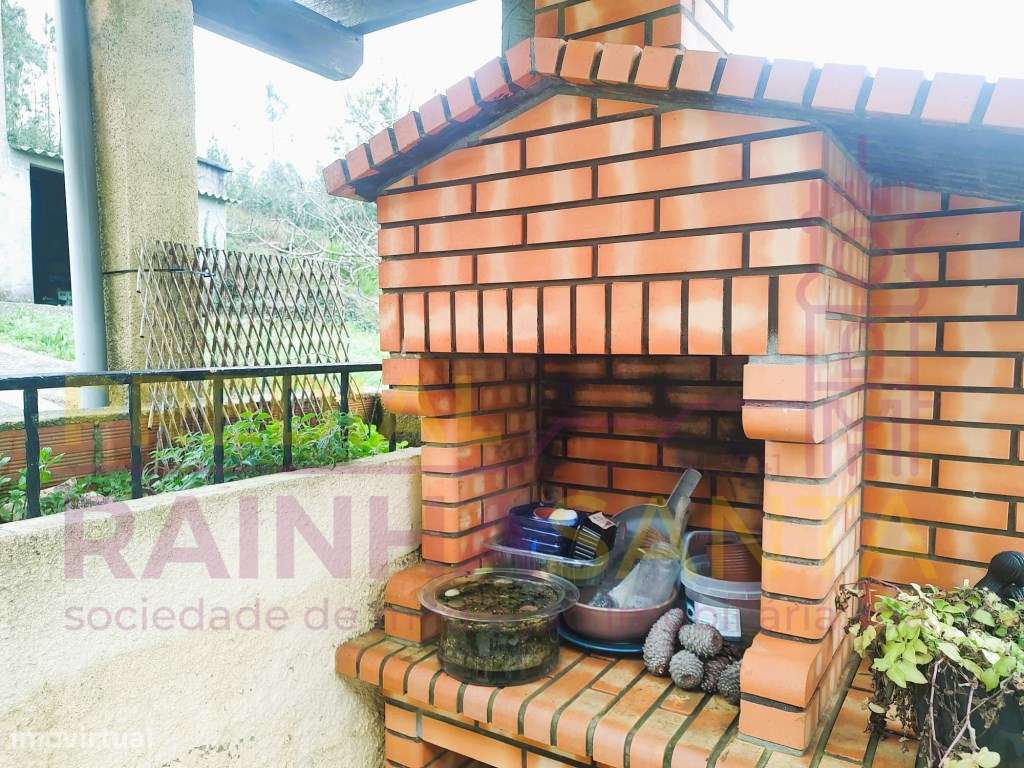 Moradia c/ 5000 m2 terreno , anexos, furo. 16 Km de Coimbra.-6