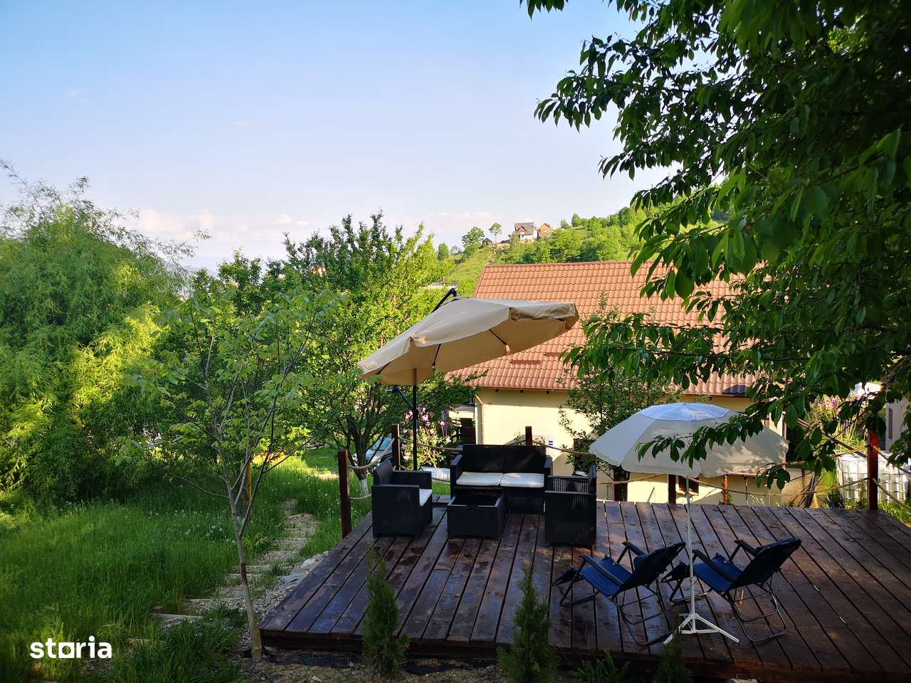 2 case pe același teren ideale pt familie/pentru activități turistice - Imagine principală: 4/20