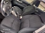 Toyota Auris 1.6 VVT-i Prestige - 14