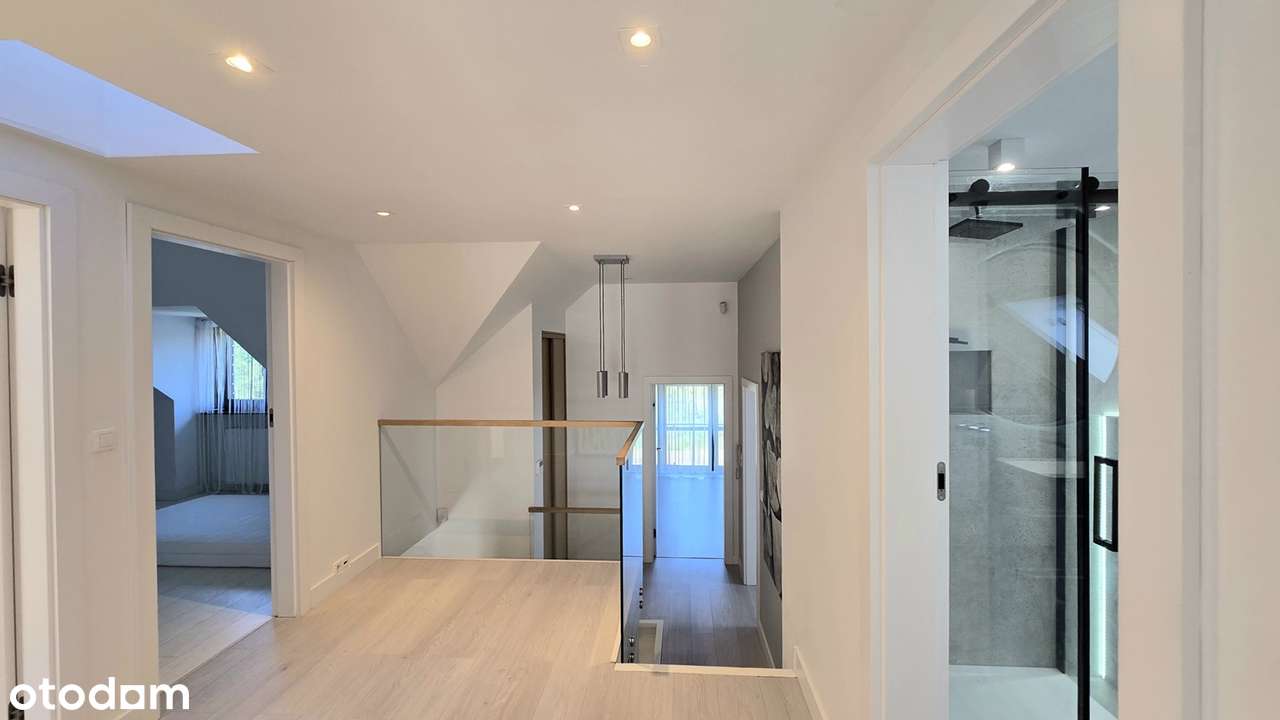 Wyjątkowy dom w atrakcyjnej lokalizacji – komfort, spokój i natura!-7