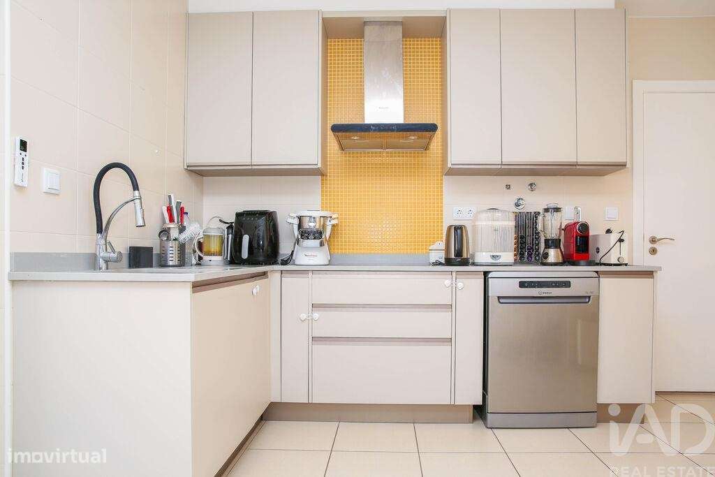 Moradia em banda T3 em Lourinhã e Atalaia de 146,6 m2 - Grande imagem: 5/27