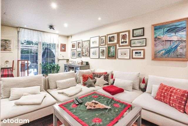 Dom z niesamowitym klimatem-0