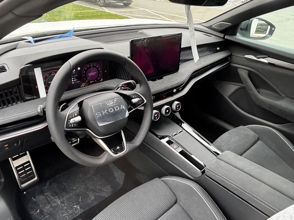 SKODA SUPERB Superb Sportline 2.0 TDI 193 KM 7-biegowa DSG 4x4