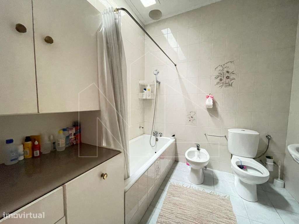 Moradia T3 com pátio e sótão amplo - Centro de Ílhavo-7