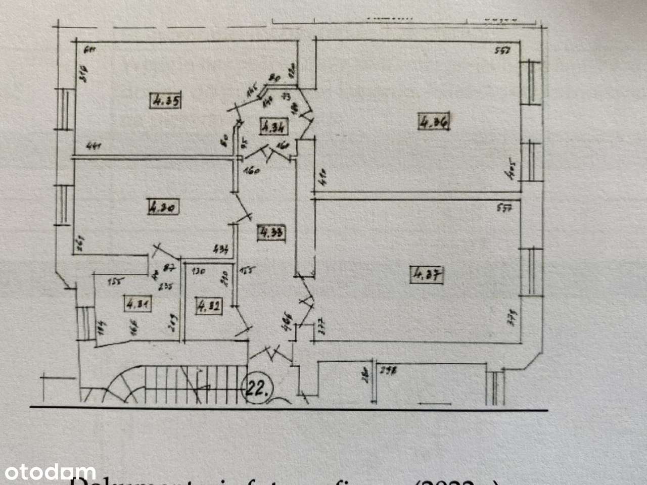 Stare Miasto ul. Sarego  trzypokojowe mieszkanie na sprzedaż-8