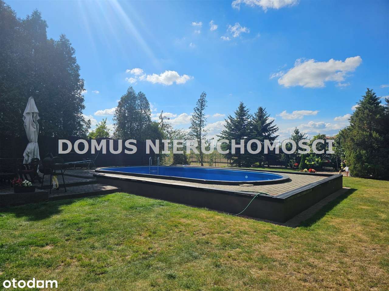 Dom z basenem okolice Koluszek-10