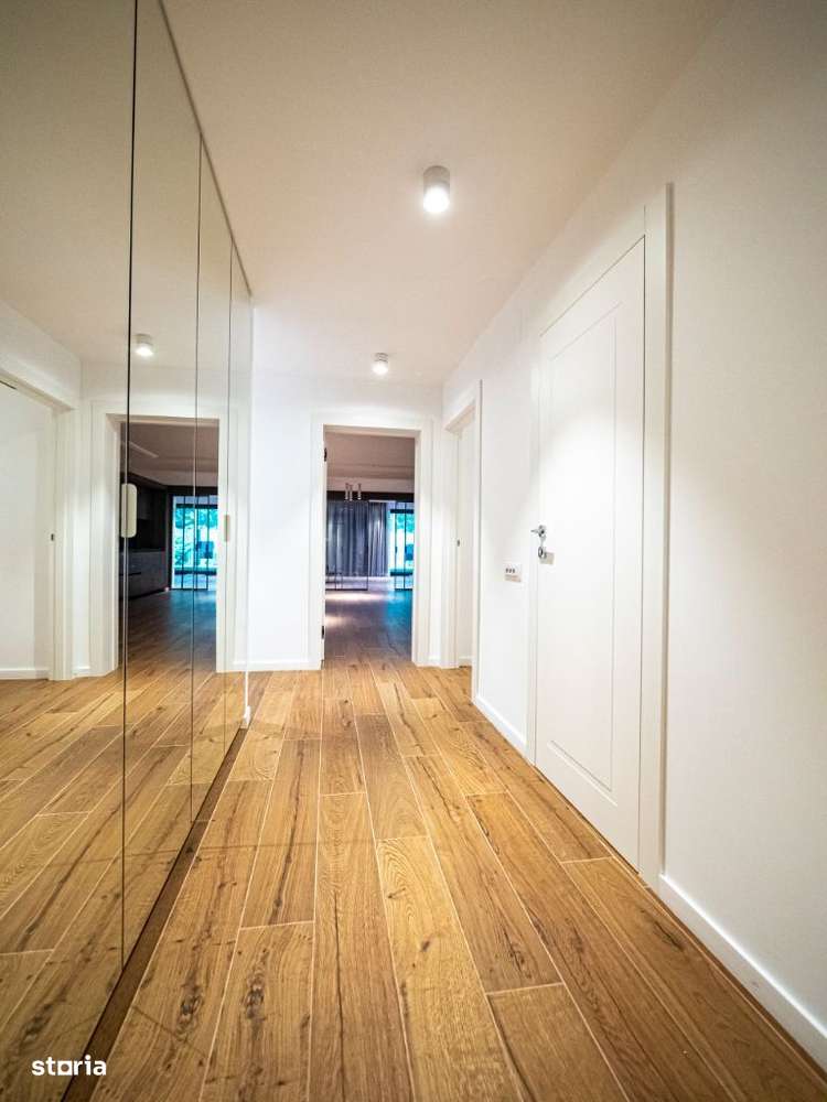 Vanzare - O proprietate magnifica cu gradina in Cartierul Francez-15