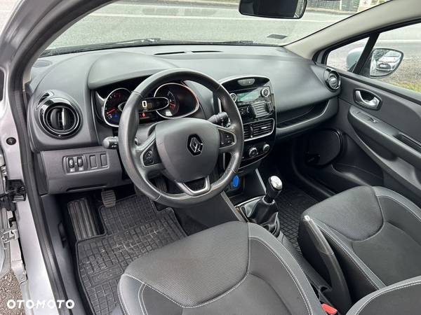 Renault Clio 1.2 16V Alize - 12