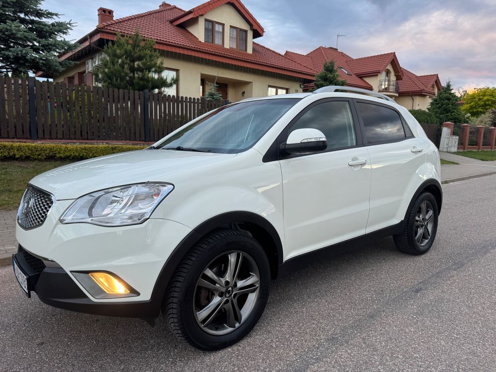 Ssangyong / KG Mobility Korando 2.0 E-XDi DPF 2WD Quartz 2013