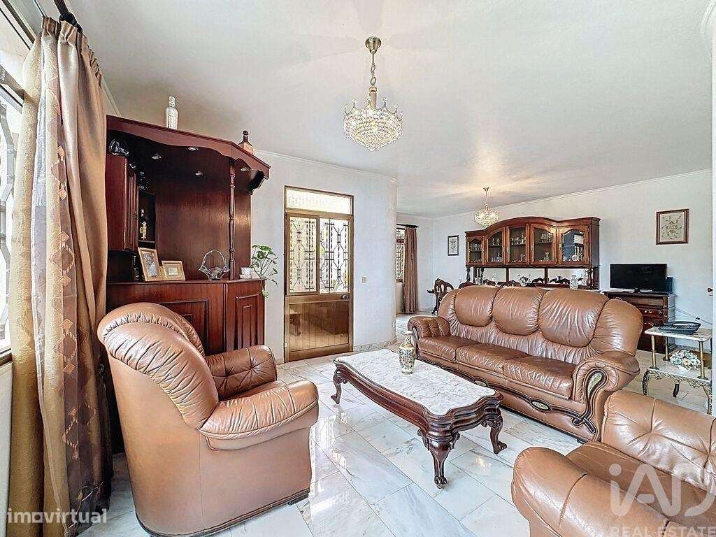 Casa / Villa T3 em Ribeira Brava de 241 m2 - Grande imagem: 5/29