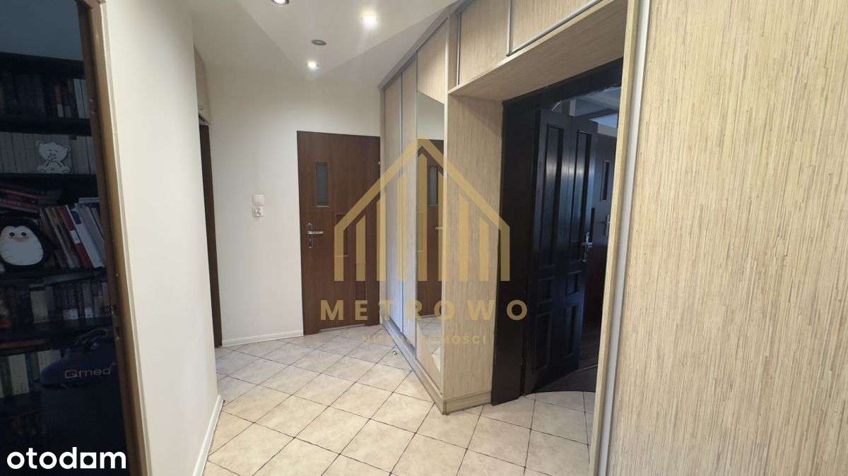 MGodula Fojkisa/ 2 balkony/ 4 pokoje/ piwnica p-5