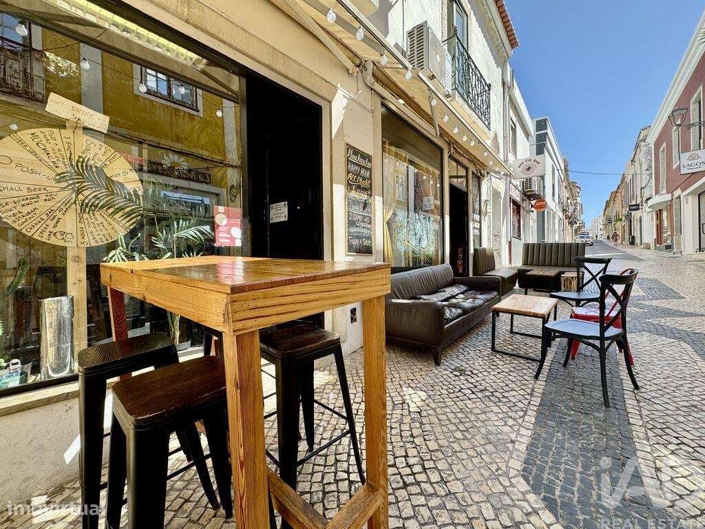 Loja / Estabelecimento Comercial T1 em São Gonçalo De Lagos de 115,00 - Grande imagem: 4/25