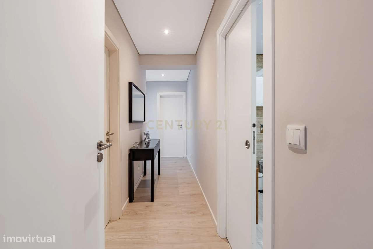 Excelente Apartamento T3+1 Duplex na Quinta da Fábrica, Vale de Milhaç-17