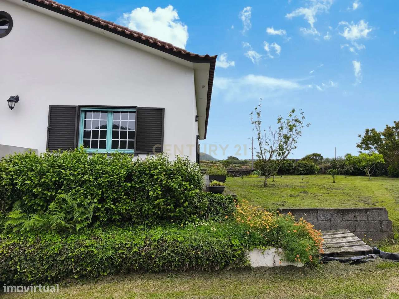 Uma residência excepcional no Pico da Pedra, Ribeira Grande-28