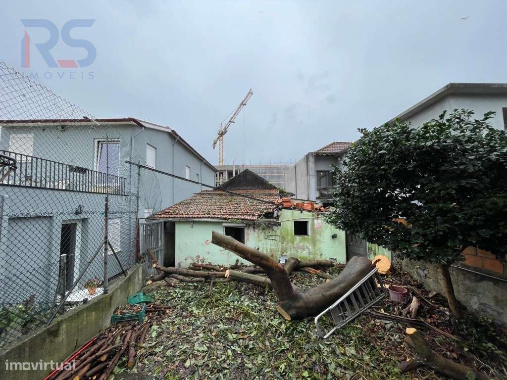 construção 3 pisos e recuado-6