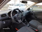 Volkswagen Golf 1.6 TDI DPF Highline - 16