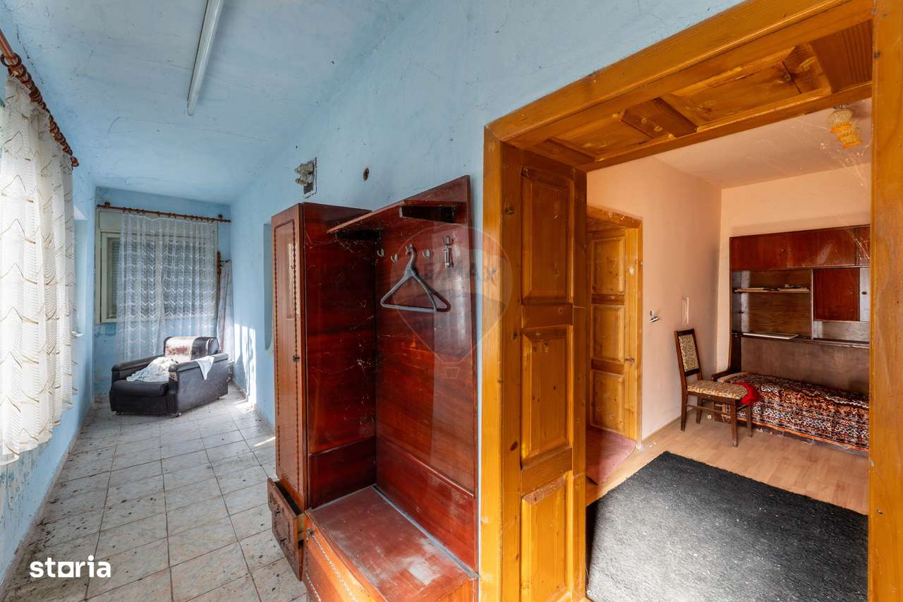 Casă cu 3 camere si teren 2196 mp de vânzare in Covasant,Arad - Imagine principală: 4/11