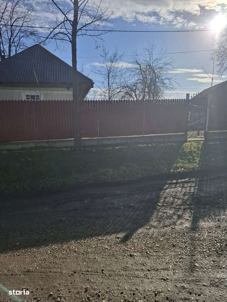 De vanzare casa,Teren 3600 mp,Pret 25500 euro - Imagine principală: 5/9