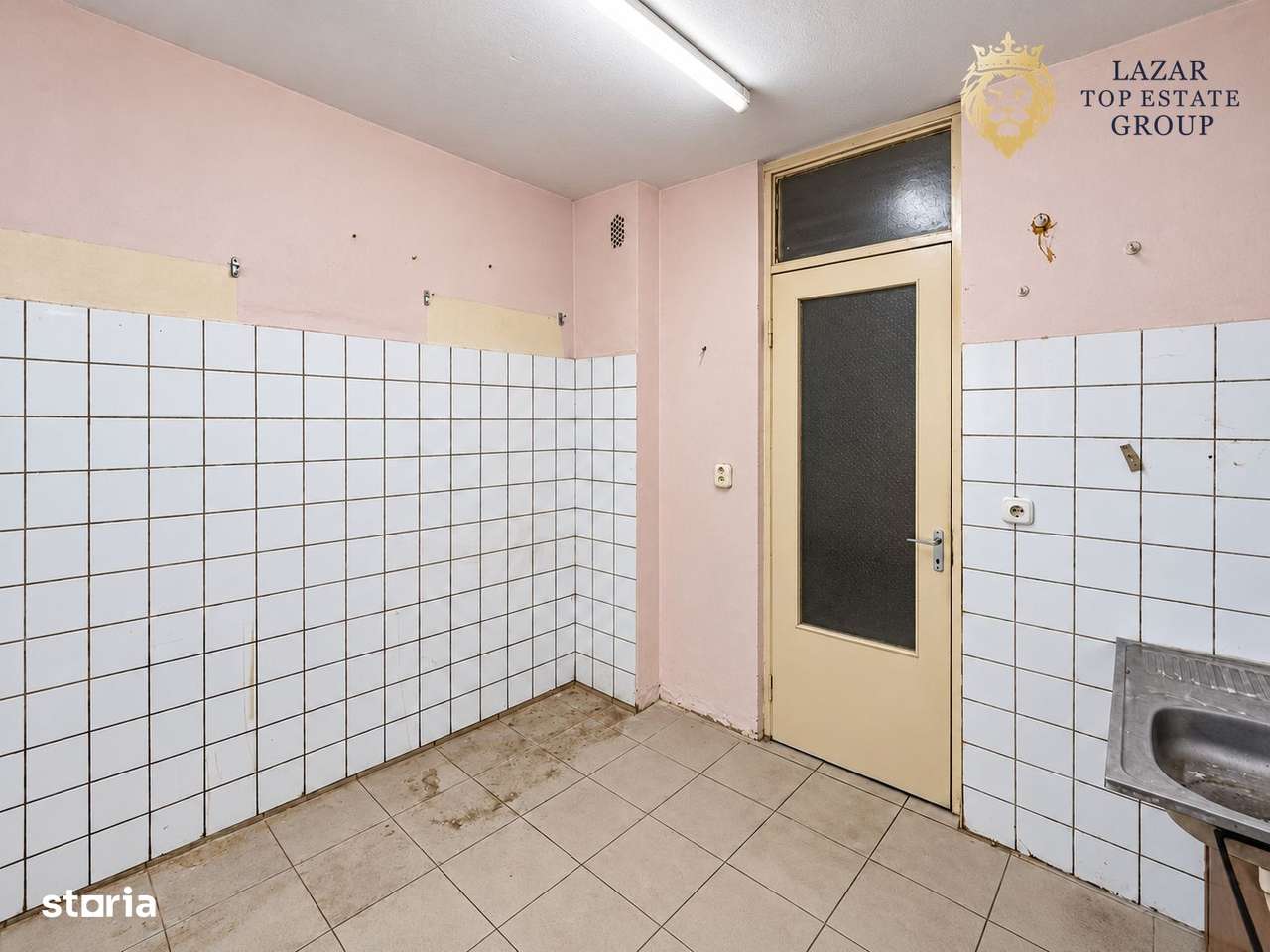 Apartament 2 camere zona 300 de vanzare-6