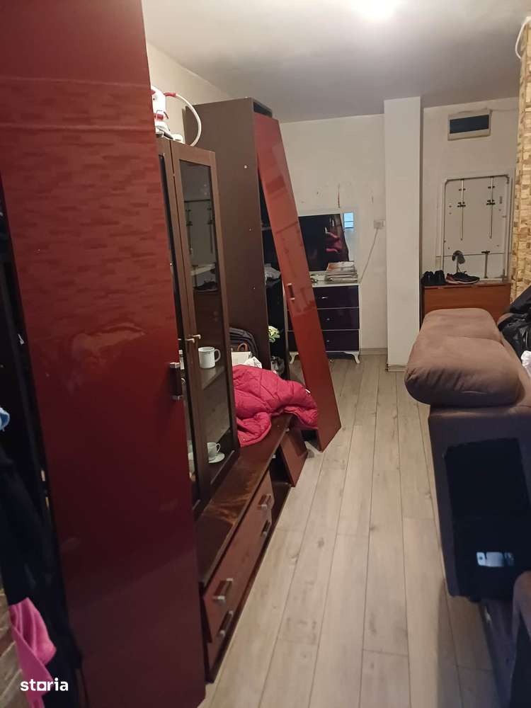 două camere decomandat zona micro 20-1