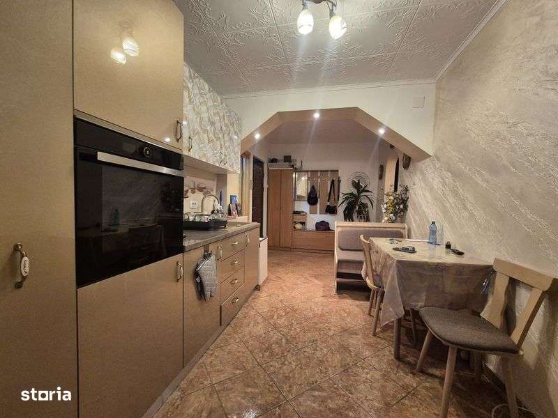 MERITA VĂZUT! Apartament 3 camere, gata de mutare –Târgu Jiu-2