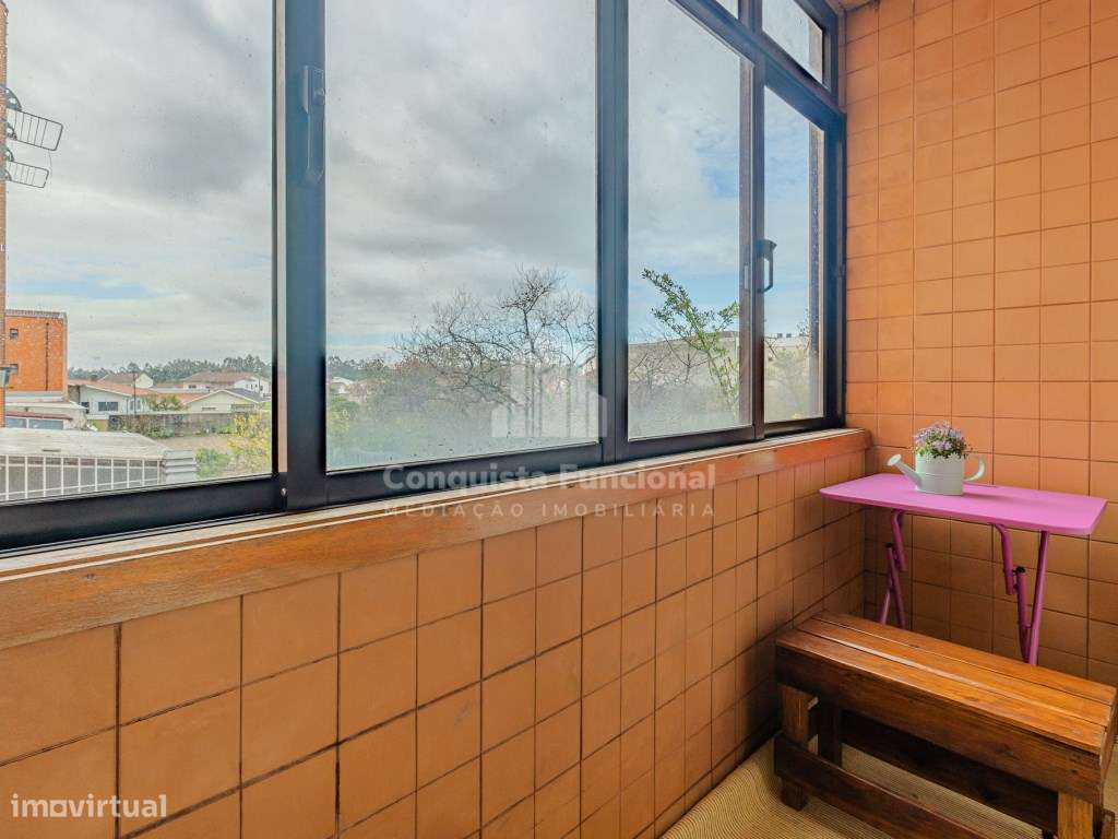 T3 com duas frentes em Ovar-Mobilado-21