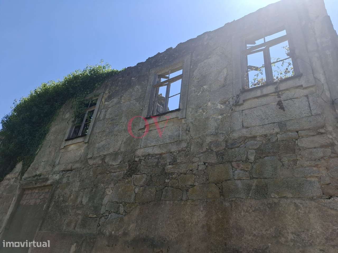 Terreno e moradias para venda  em Azevedo Campanhã, Porto, com área 15-9