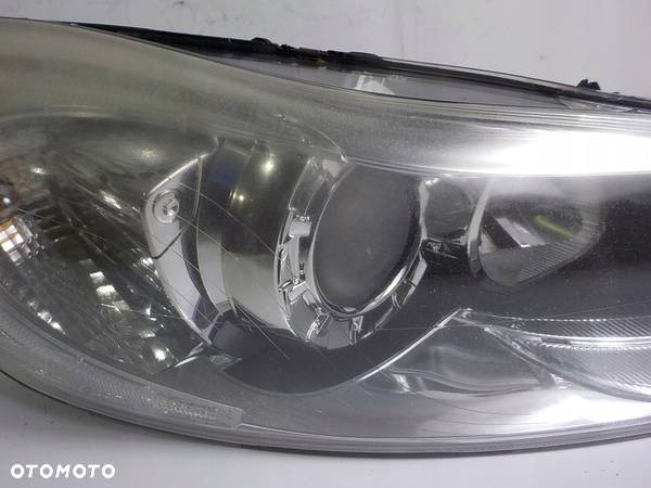 VOLVO C30 LIFT LAMPA PRAWA PRZÓD PRZEDNIA UK - 3