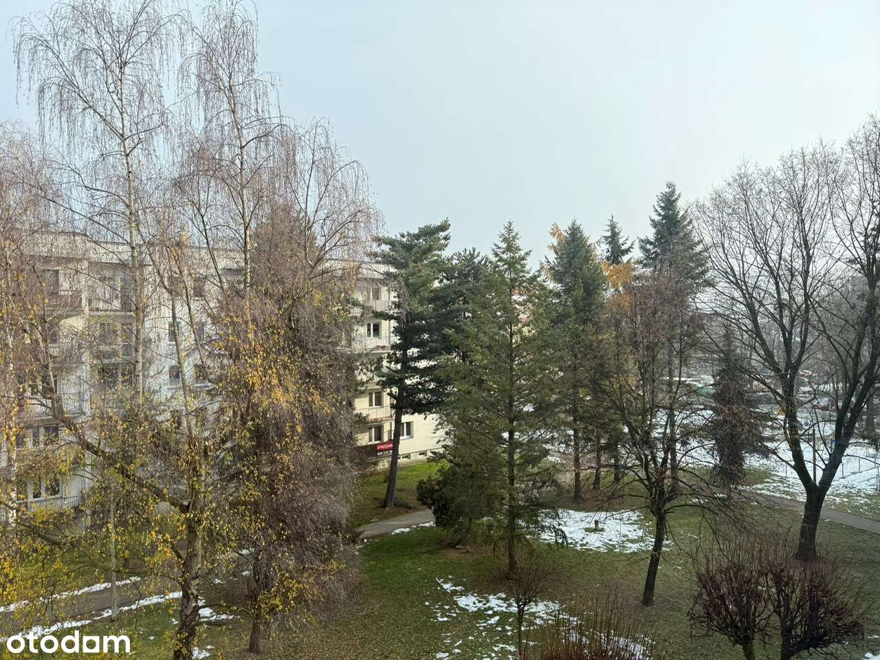 Wygodne mieszkanie w zielonej okolicy, balkon, i pełna własność.-16