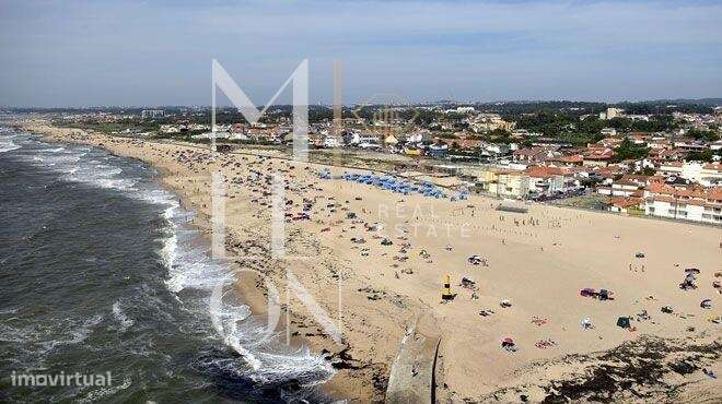 Terreno bem localizado em Arcozelo confinante com o Externato Nossa Se - Grande imagem: 3/4