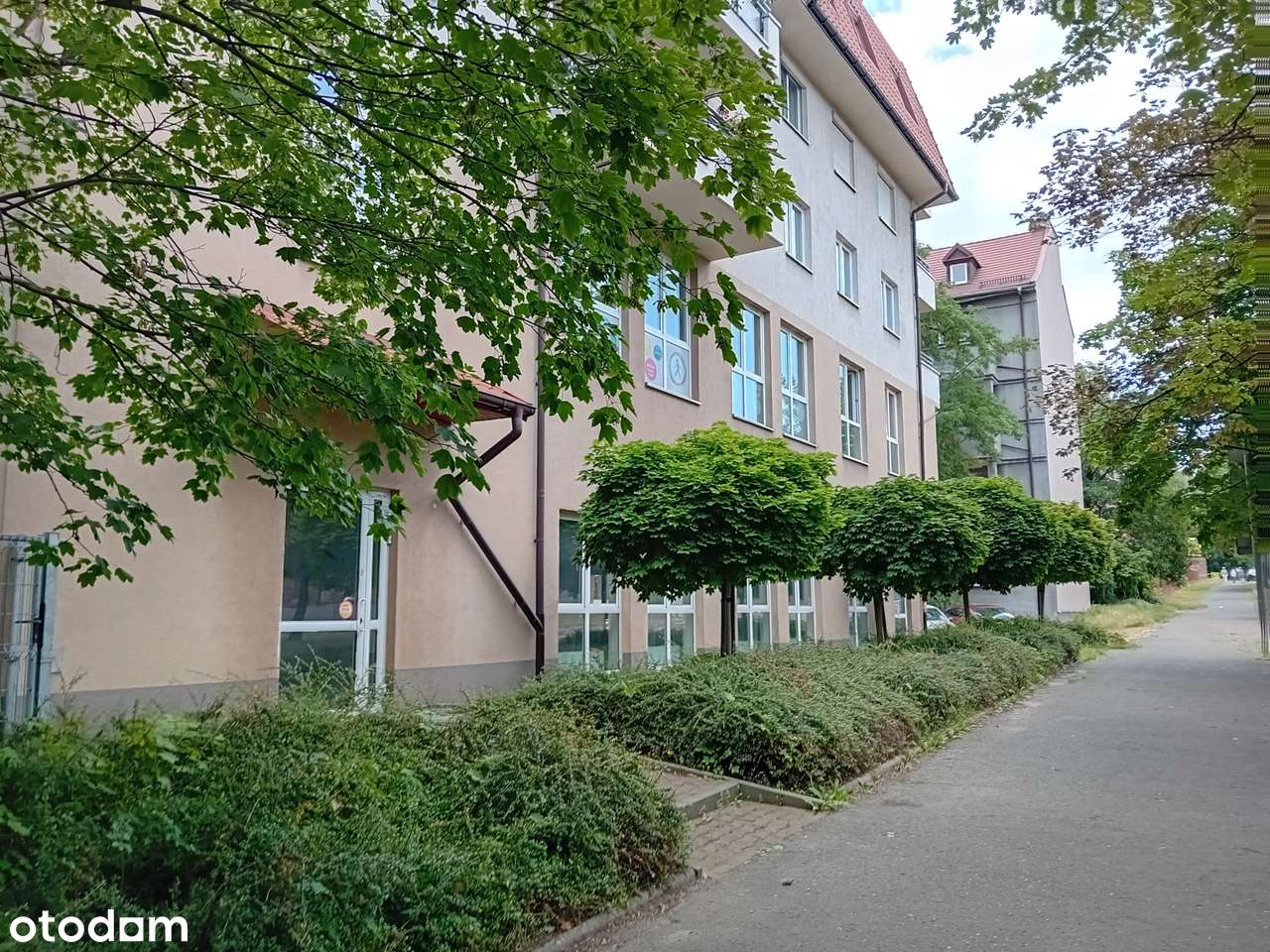 2 miejsca w hali garażowej- lokal na Parterze – pohled 4