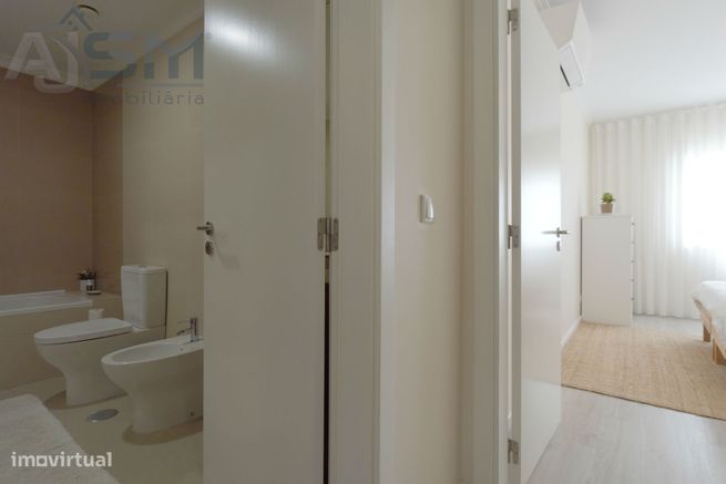 São Domingos de Rana - Apartamento T2 recente com suite e garagem-24