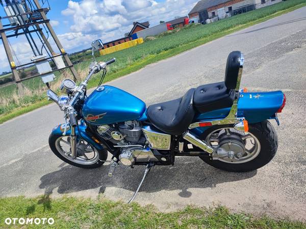 Honda Shadow - 8