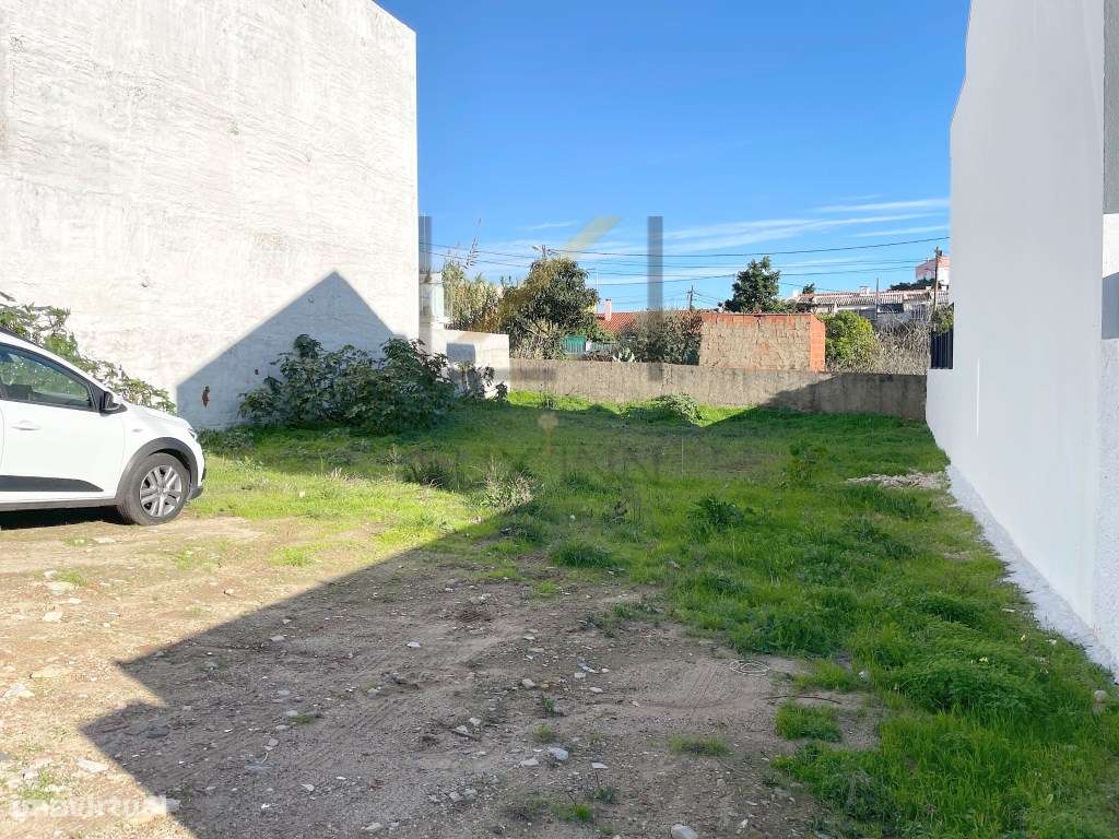 Terreno com projecto aprovado no Penedo - Grande imagem: 5/11