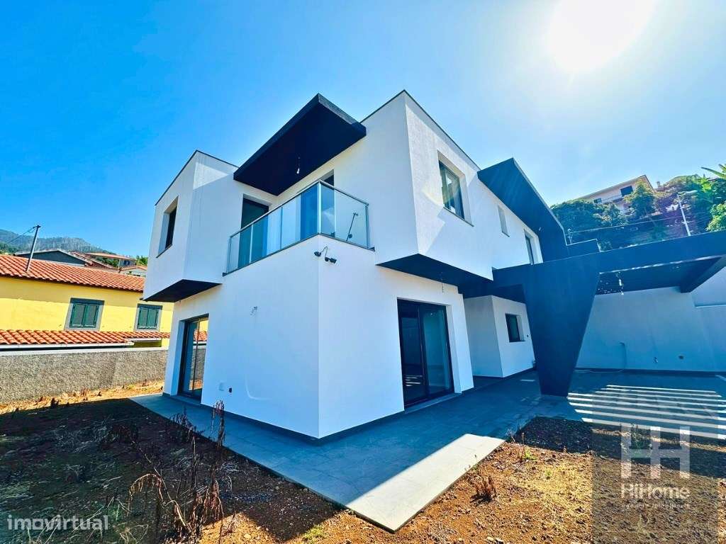 Moradia Geminada T3 - São Roque, Funchal - Grande imagem: 4/36